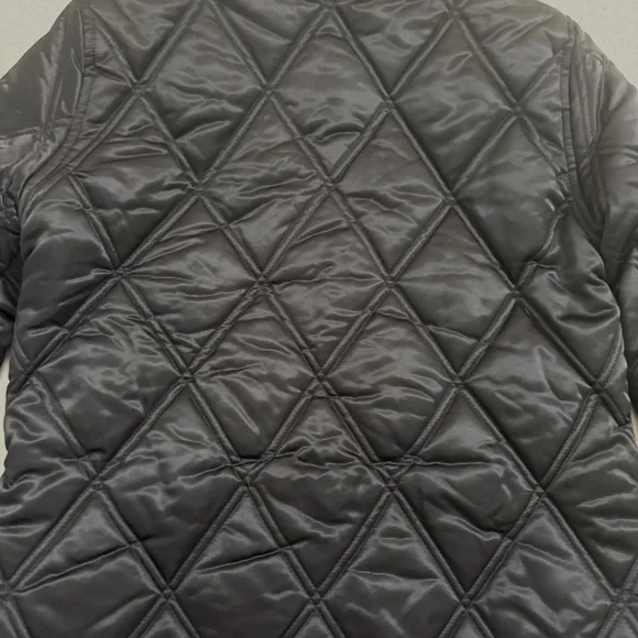 Guess Quilted Cropped Jacket Size M Black Snap Front Puffer Coat Moto ZipPockets - Picture 7 of 16